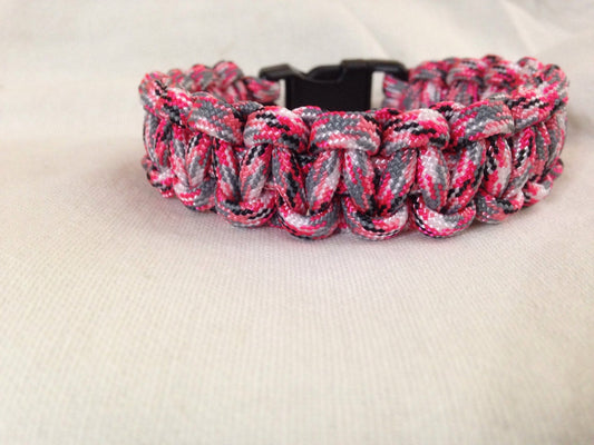 Pink Camo 550 Paracord Bracelet
