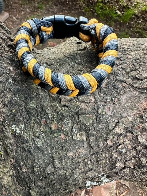 Black, Gold, Gray Go Army Black Knights Paracord Bracelet