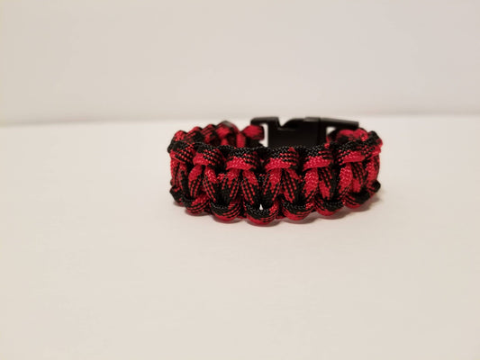 Black Widow Paracord Bracelet
